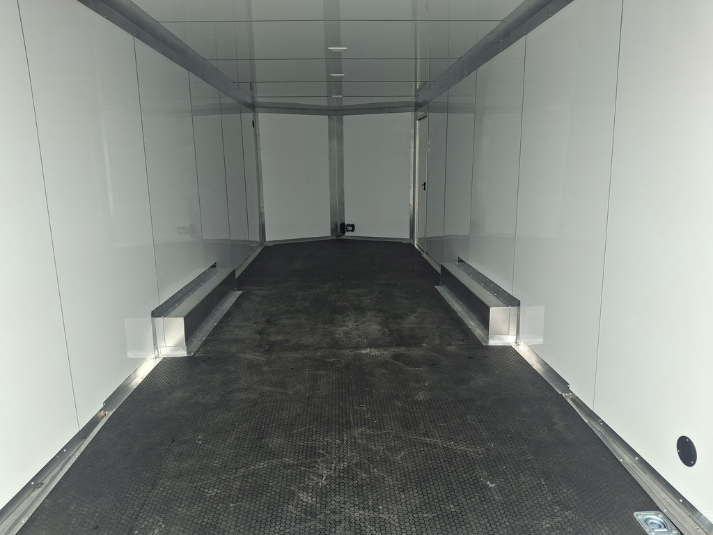 Rubber Coin Flooring ( Seclet Trailer Lengths)