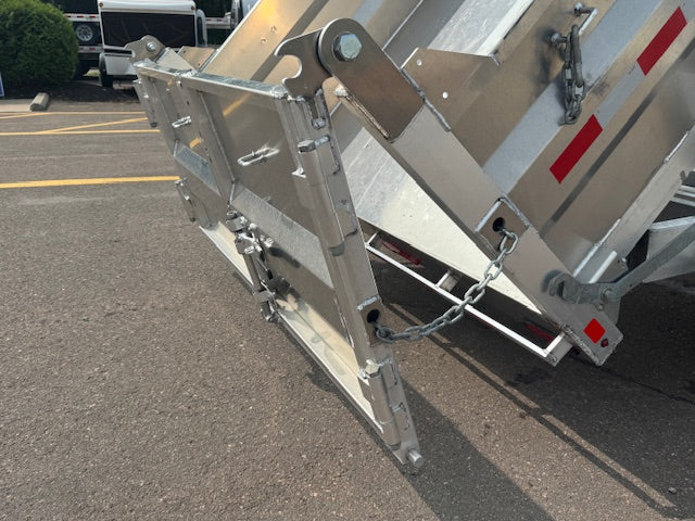 Tandem Dump Trailer (10K)