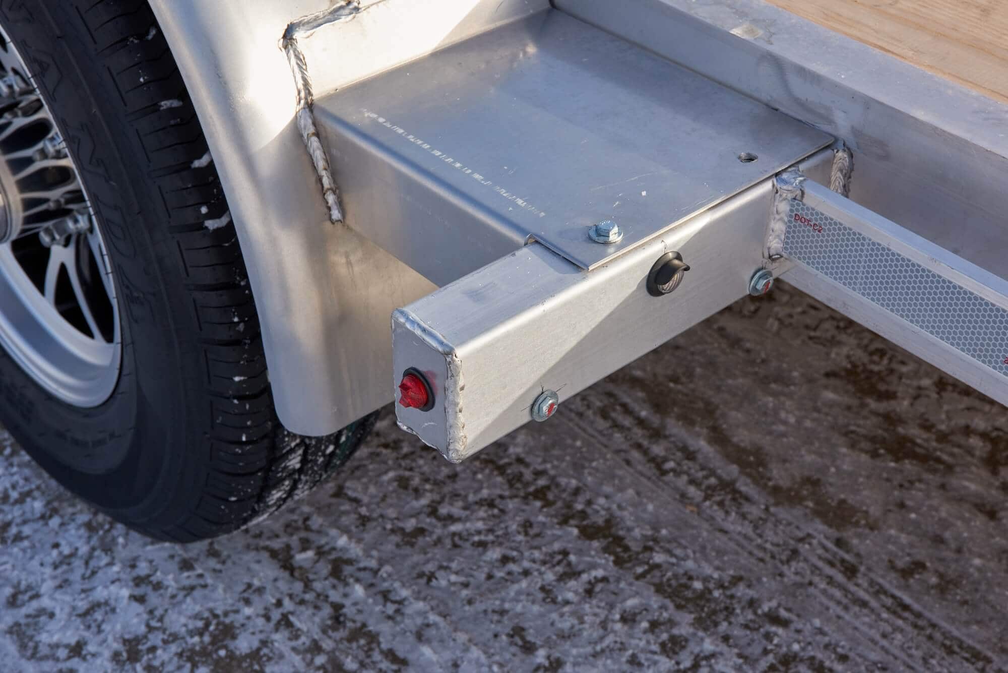 Tandem car hauler trailer lights.